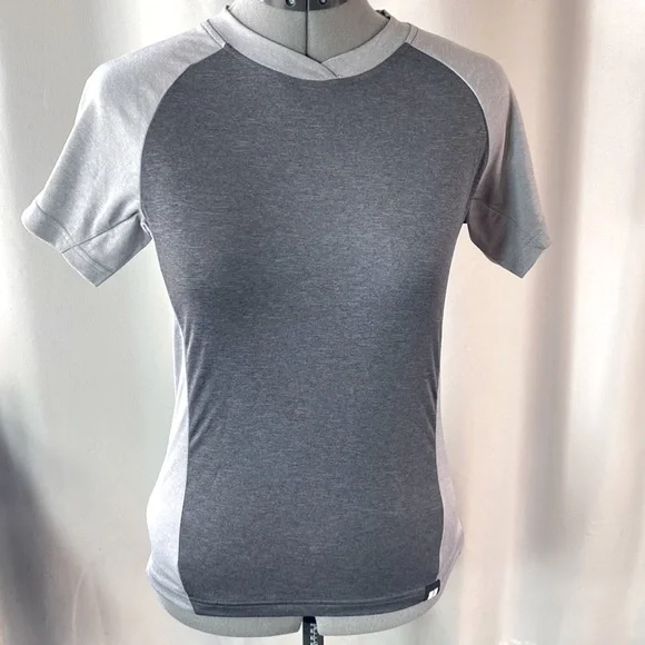 Grey Quick Dry Shirt 2 Toned Grey T-shirt Multiple Sizes - Picture 1 of 7